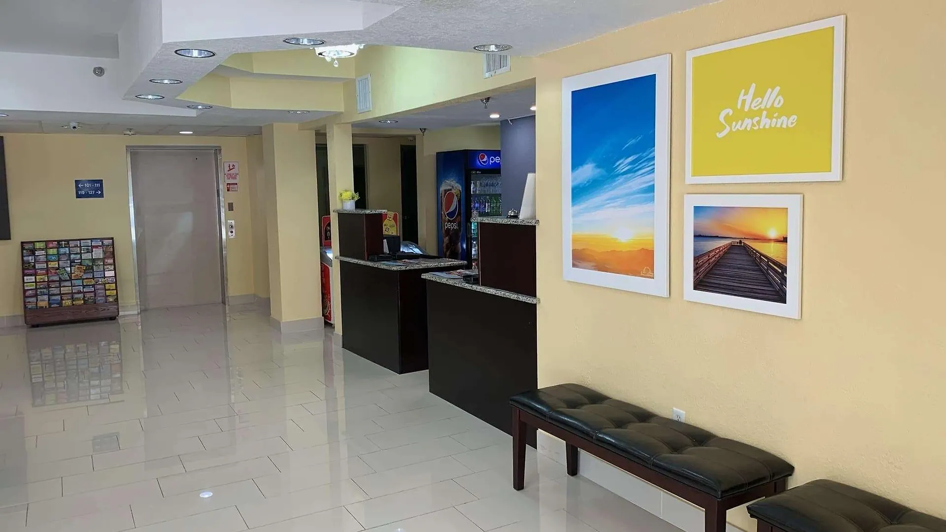 Days Inn & Suites By Wyndham Tampa/Raymond James Stadium 2*, Tampa